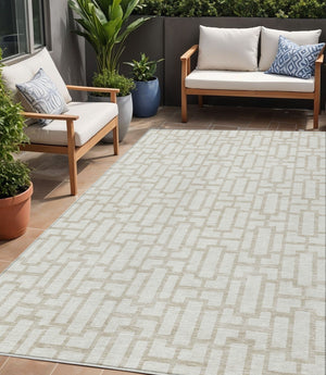Homeroots 3' Artichoke Green And Ivory Geometric Washable Area Rug For Indoor And Outdoor Spaces 5' X 8' Polyester 594852
