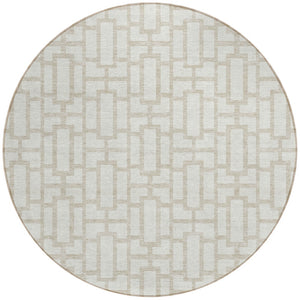 Homeroots 3' Artichoke Green And Ivory Geometric Washable Area Rug For Indoor And Outdoor Spaces 8' Round Polyester 594853
