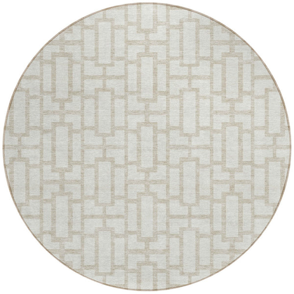 Homeroots 3' Artichoke Green And Ivory Geometric Washable Area Rug For Indoor And Outdoor Spaces 8' Round Polyester 594853