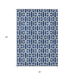 Homeroots 3' Artichoke Green And Ivory Geometric Washable Area Rug For Indoor And Outdoor Spaces 3' X 5' Polyester 594857