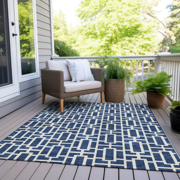 Homeroots 3' Artichoke Green And Ivory Geometric Washable Area Rug For Indoor And Outdoor Spaces 3' X 5' Polyester 594857