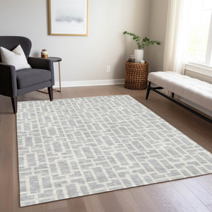 Homeroots 3' Artichoke Green And Ivory Geometric Washable Area Rug For Indoor And Outdoor Spaces 3' X 5' Polyester 594869