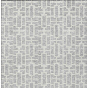 Homeroots 3' Artichoke Green And Ivory Geometric Washable Area Rug For Indoor And Outdoor Spaces 5' X 8' Polyester 594870