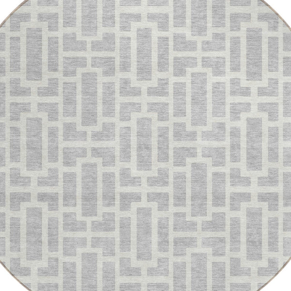 Homeroots 3' Artichoke Green And Ivory Geometric Washable Area Rug For Indoor And Outdoor Spaces 8' Round Polyester 594871