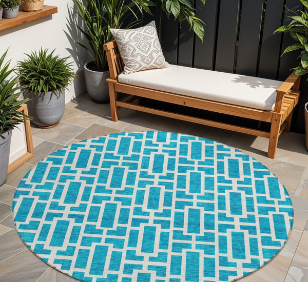 Homeroots 3' Artichoke Green And Ivory Geometric Washable Area Rug For Indoor And Outdoor Spaces 8' Round Polyester 594877