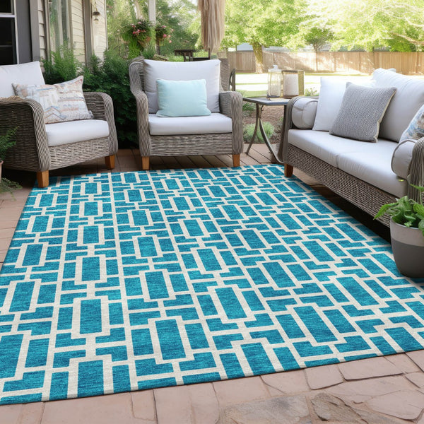 Homeroots 3' Artichoke Green And Ivory Geometric Washable Area Rug For Indoor And Outdoor Spaces 8' X 10' Polyester 594878