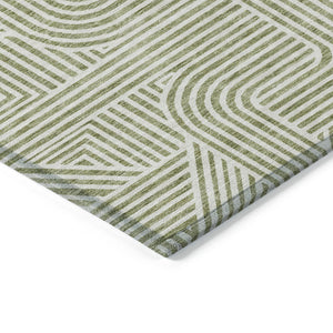 Homeroots 3' Artichoke Green And Ivory Abstract Washable Area Rug For Indoor And Outdoor Spaces, Durable Style 5' X 8' Polyester 594894