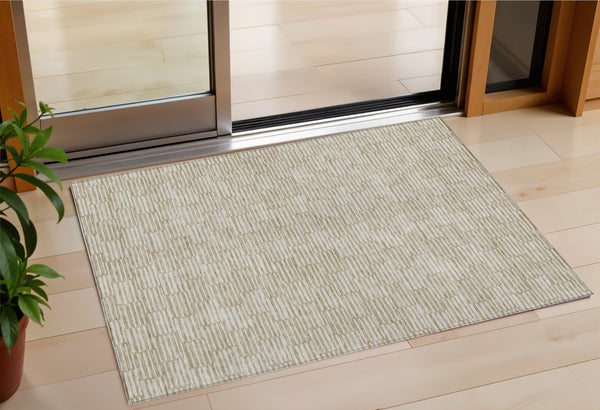 Homeroots 3' Stylish Beige And Ivory Geometric Washable Area Rug For Indoor And Outdoor Spaces, Durable Design 3' X 5' Polyester 594971