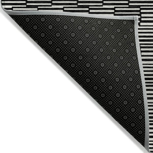 HomeRoots 5' Black and Ivory Geometric Area Rug - Stylish, Washable Indoor/Outdoor Design for Versatile Spaces 8' X 10' 594980