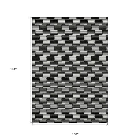 Homeroots 3' Stylish Beige And Ivory Geometric Washable Area Rug For Indoor And Outdoor Spaces, Durable Design 9' X 12' Polyester 594981