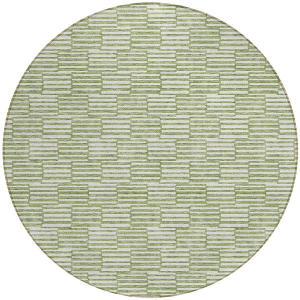 HomeRoots 5' Geometric Green and Ivory Washable Area Rug for Indoor and Outdoor Style and Durability 8' Round 594991