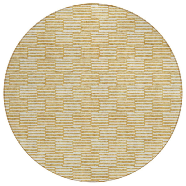 HomeRoots 5' Gold and Beige Geometric Indoor Outdoor Area Rug - Durable, Washable, Modern Style for Any Space 8' Round 594997