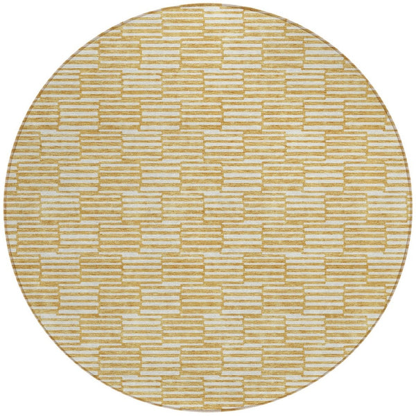 HomeRoots 5' Gold and Beige Geometric Indoor Outdoor Area Rug - Durable, Washable, Modern Style for Any Space 8' Round 594997