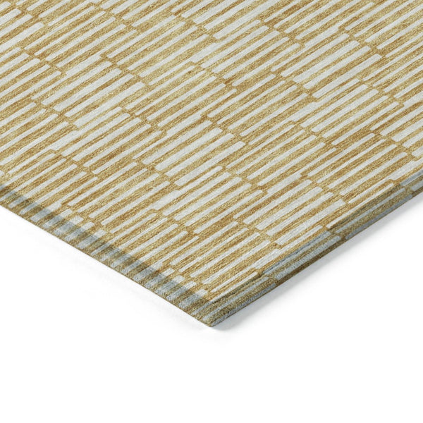 HomeRoots 5' Gold and Beige Geometric Indoor Outdoor Area Rug - Durable, Washable, Modern Style for Any Space 8' X 10' 594998