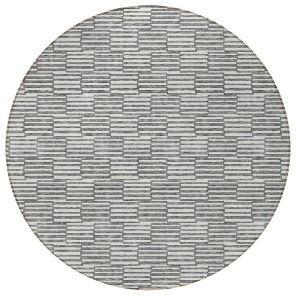 HomeRoots 5' Gray and Ivory Geometric Area Rug – Stylish, Washable, Indoor/Outdoor, Durable for High-Traffic Spaces 8' Round 595003
