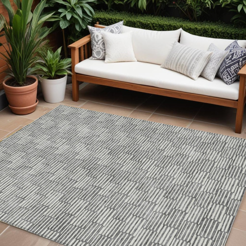 HomeRoots 5' Gray and Ivory Geometric Area Rug – Stylish, Washable, Indoor/Outdoor, Durable for High-Traffic Spaces 8' X 10' 595004