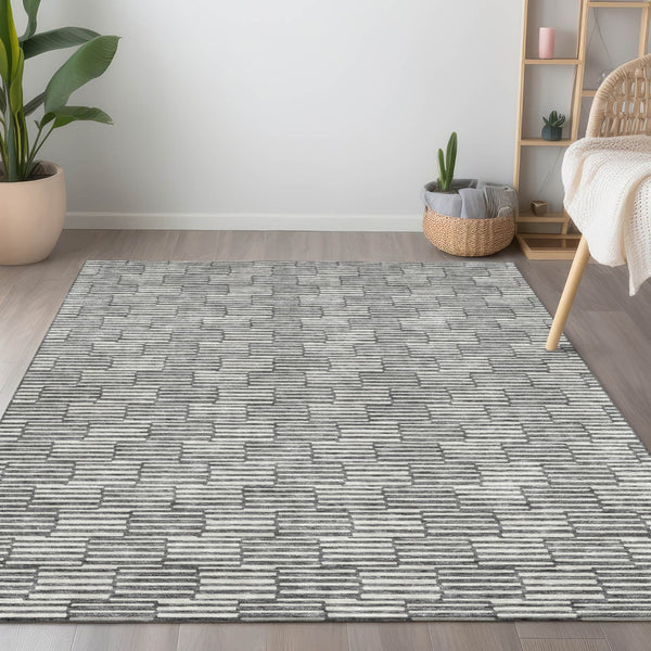 Homeroots 3' Stylish Beige And Ivory Geometric Washable Area Rug For Indoor And Outdoor Spaces, Durable Design 8' X 10' Polyester 595004