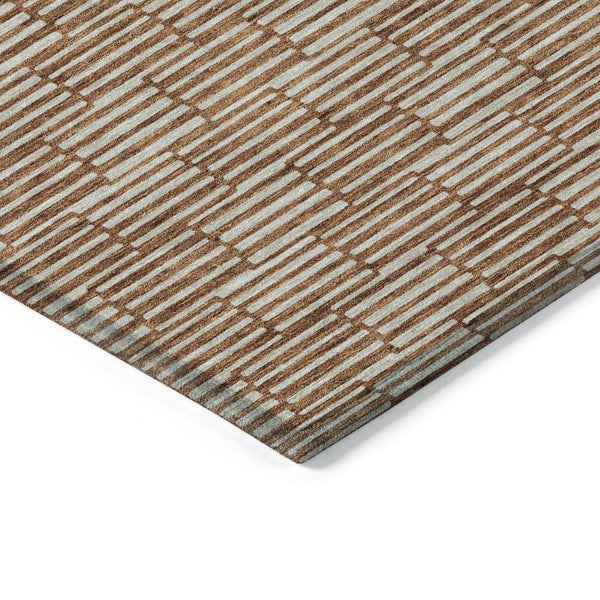 Homeroots 3' Stylish Beige And Ivory Geometric Washable Area Rug For Indoor And Outdoor Spaces, Durable Design 10' X 14' Polyester 595030