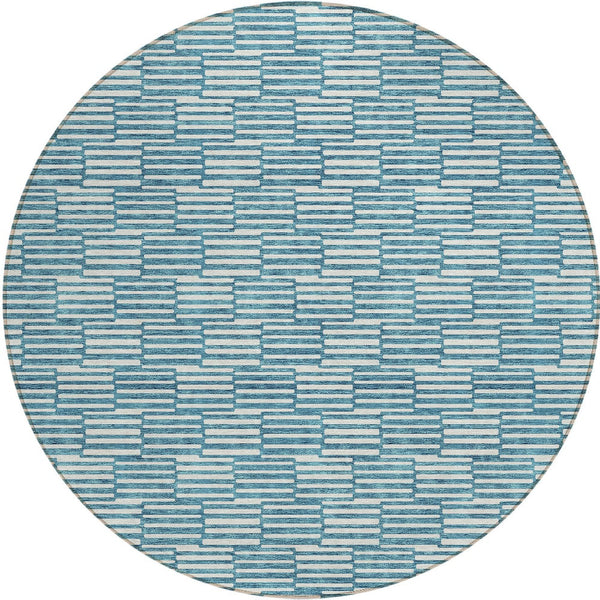Homeroots 3' Stylish Beige And Ivory Geometric Washable Area Rug For Indoor And Outdoor Spaces, Durable Design 8' Round Polyester 595039