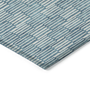 Homeroots 3' Stylish Beige And Ivory Geometric Washable Area Rug For Indoor And Outdoor Spaces, Durable Design 8' X 10' Polyester 595040
