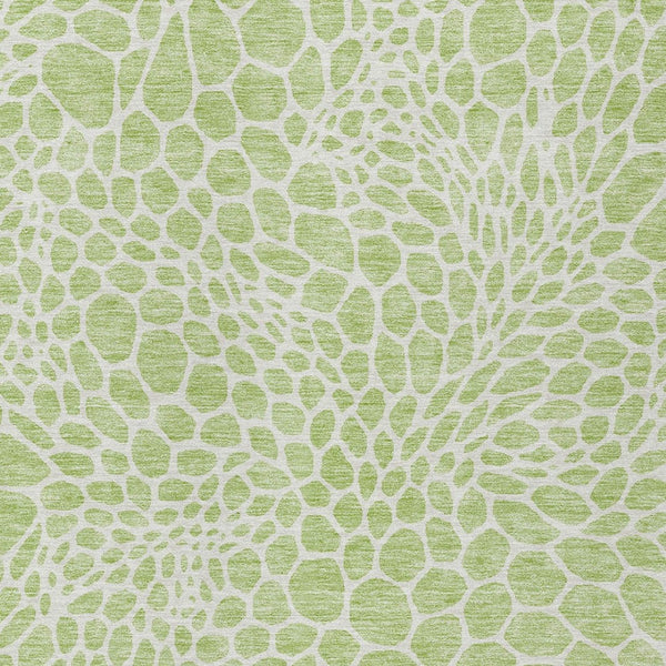 Homeroots 3' Artichoke Green Geometric Indoor Outdoor Area Rug - Stylish, Washable, Durable, And Versatile 5' X 8' Polyester 595044