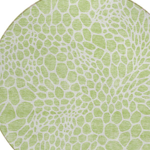 Homeroots 3' Artichoke Green Geometric Indoor Outdoor Area Rug - Stylish, Washable, Durable, And Versatile 8' Round Polyester 595045