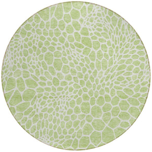 Homeroots 3' Artichoke Green Geometric Indoor Outdoor Area Rug - Stylish, Washable, Durable, And Versatile 8' Round Polyester 595045