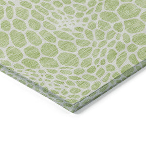 Homeroots 3' Artichoke Green Geometric Indoor Outdoor Area Rug - Stylish, Washable, Durable, And Versatile 8' X 10' Polyester 595046