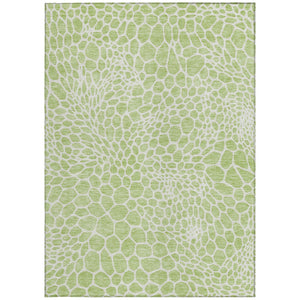 Homeroots 3' Artichoke Green Geometric Indoor Outdoor Area Rug - Stylish, Washable, Durable, And Versatile 10' X 14' Polyester 595048