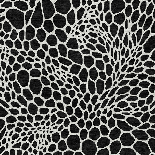 Homeroots 3' Artichoke Green Geometric Indoor Outdoor Area Rug - Stylish, Washable, Durable, And Versatile 8' X 10' Polyester 595058