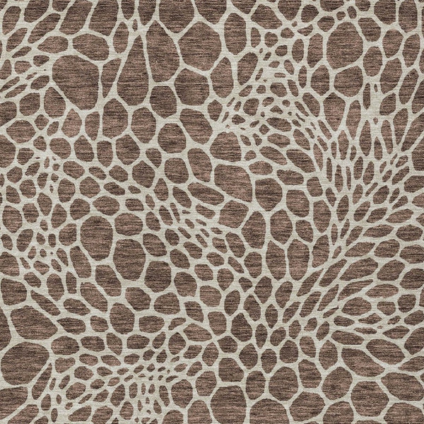 Homeroots 3' Artichoke Green Geometric Indoor Outdoor Area Rug - Stylish, Washable, Durable, And Versatile 8' X 10' Polyester 595064