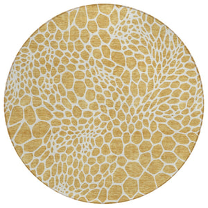 HomeRoots 5' Gold and Ivory Geometric Area Rug - Durable, Washable Design for Indoor and Outdoor Spaces 8' Round 595069