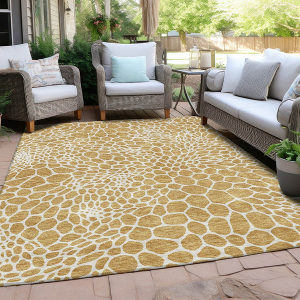 Homeroots 3' Artichoke Green Geometric Indoor Outdoor Area Rug - Stylish, Washable, Durable, And Versatile 9' X 12' Polyester 595071