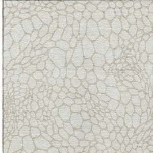 Homeroots 3' Artichoke Green Geometric Indoor Outdoor Area Rug - Stylish, Washable, Durable, And Versatile 8' X 10' Polyester 595082