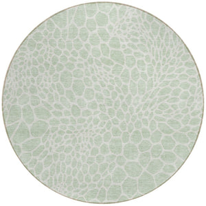 HomeRoots 5' Mint Green Geometric Area Rug – Stylish, Washable Indoor-Outdoor Design for Modern Living Spaces 8' Round 595093