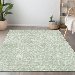Homeroots 3' Artichoke Green Geometric Indoor Outdoor Area Rug - Stylish, Washable, Durable, And Versatile 8' X 10' Polyester 595094