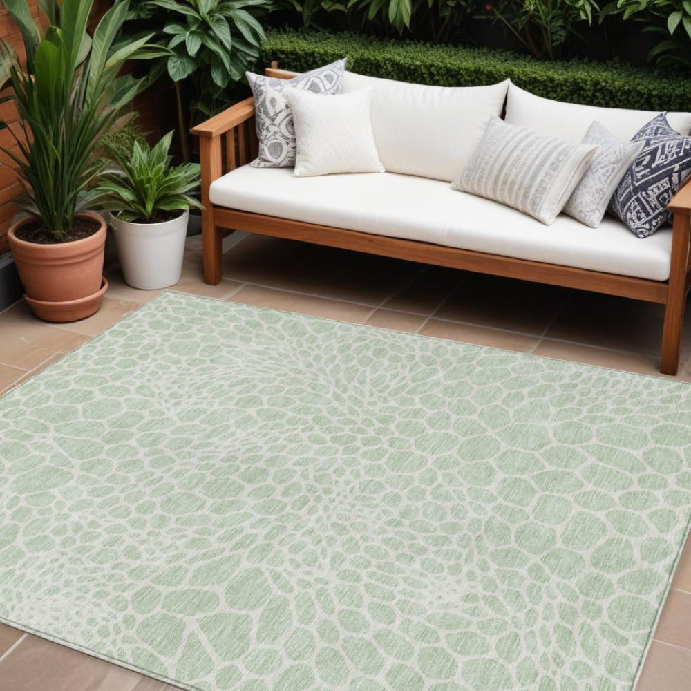 HomeRoots 9' X 12' Stylish Mint Green & Ivory Geometric Rug - Durable, Washable Indoor/Outdoor Decor Solution 595095
