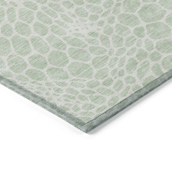 Homeroots 3' Artichoke Green Geometric Indoor Outdoor Area Rug - Stylish, Washable, Durable, And Versatile 9' X 12' Polyester 595095