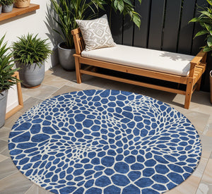 Homeroots 3' Artichoke Green Geometric Indoor Outdoor Area Rug - Stylish, Washable, Durable, And Versatile 8' Round Polyester 595099