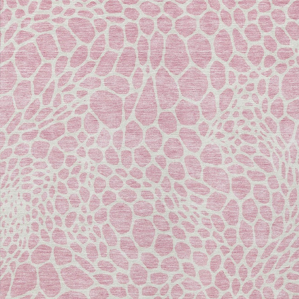 Homeroots 3' Artichoke Green Geometric Indoor Outdoor Area Rug - Stylish, Washable, Durable, And Versatile 5' X 8' Polyester 595104