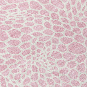 Homeroots 3' Artichoke Green Geometric Indoor Outdoor Area Rug - Stylish, Washable, Durable, And Versatile 5' X 8' Polyester 595104