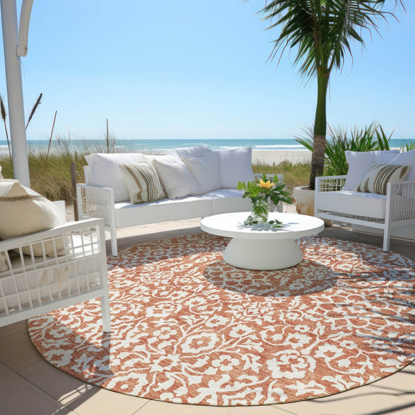 Homeroots 3' Beige And Ivory Damask Washable Indoor Outdoor Area Rug - Stylish, Durable, And Easy To Clean 8' Round Polyester 595129
