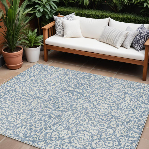 Homeroots 3' Beige And Ivory Damask Washable Indoor Outdoor Area Rug - Stylish, Durable, And Easy To Clean 10' X 14' Polyester 595138