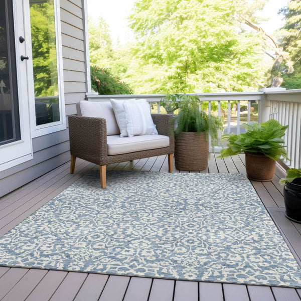 Homeroots 3' Beige And Ivory Damask Washable Indoor Outdoor Area Rug - Stylish, Durable, And Easy To Clean 10' X 14' Polyester 595138