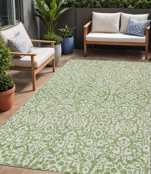 Homeroots 3' Beige And Ivory Damask Washable Indoor Outdoor Area Rug - Stylish, Durable, And Easy To Clean 5' X 8' Polyester 595140