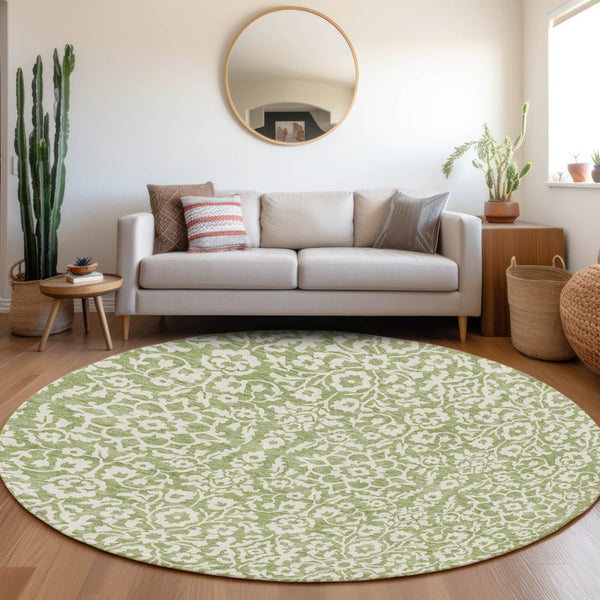 Homeroots 3' Beige And Ivory Damask Washable Indoor Outdoor Area Rug - Stylish, Durable, And Easy To Clean 8' Round Polyester 595141