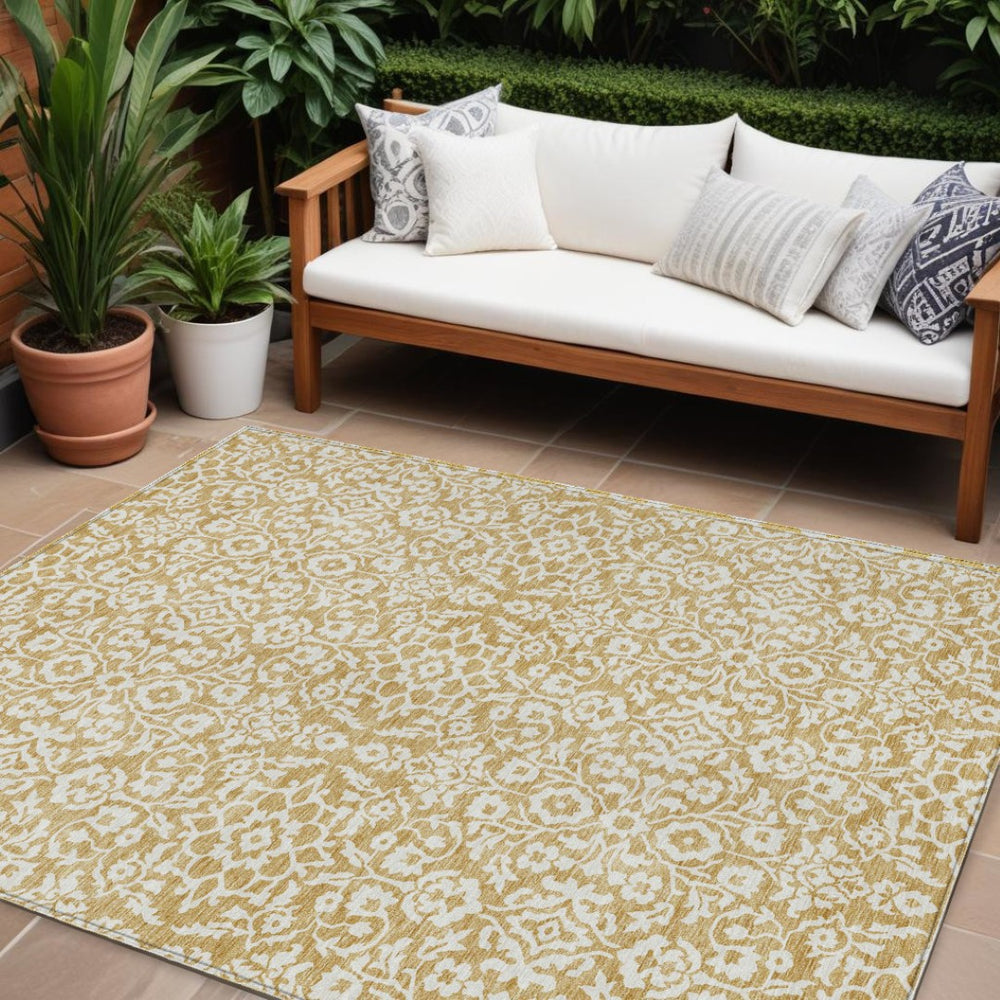 HomeRoots 9' Gold and Beige Damask Area Rug - Elegant, Washable Design for Indoor & Outdoor Spaces, Durable & Stylish 595149
