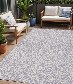 Homeroots 3' Beige And Ivory Damask Washable Indoor Outdoor Area Rug - Stylish, Durable, And Easy To Clean 5' X 8' Polyester 595164