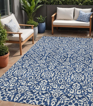 Homeroots 3' Beige And Ivory Damask Washable Indoor Outdoor Area Rug - Stylish, Durable, And Easy To Clean 5' X 8' Polyester 595170