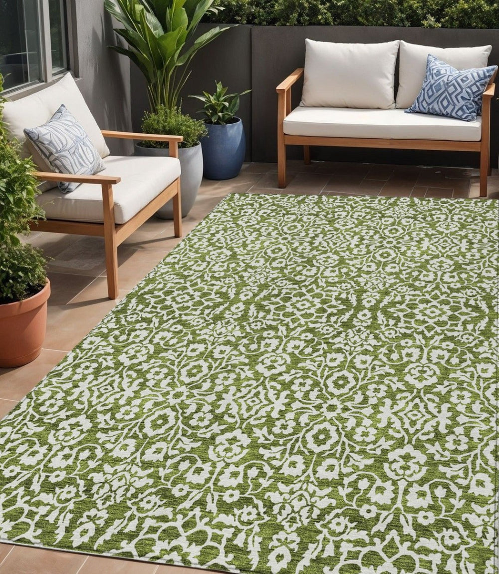 HomeRoots 5' Olive Green and Ivory Damask Area Rug - Stylish, Durable, Washable for Indoor and Outdoor Spaces 5' X 8' 595176